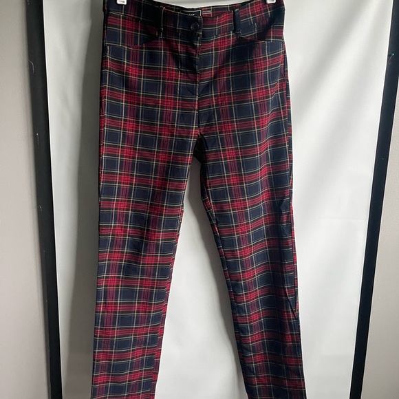 Girls  Plaid Pants - Red and Black sz large - Picture 1 of 3